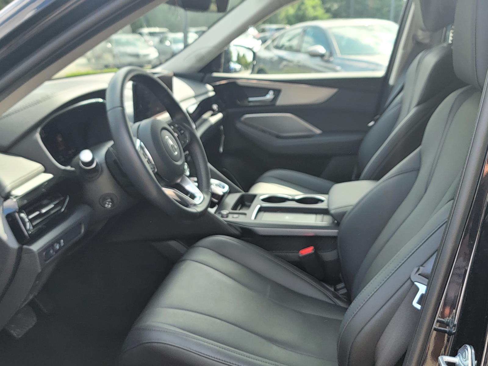 2025 Acura MDX SH-AWD photo 7