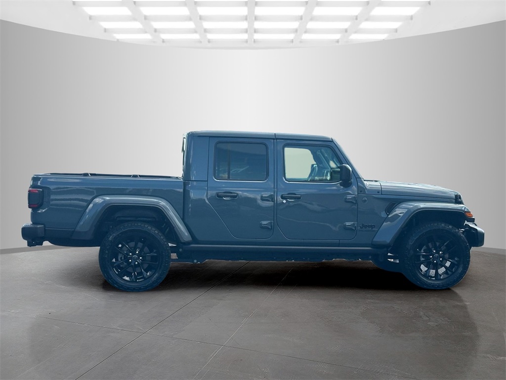 2024 Jeep Gladiator photo 8