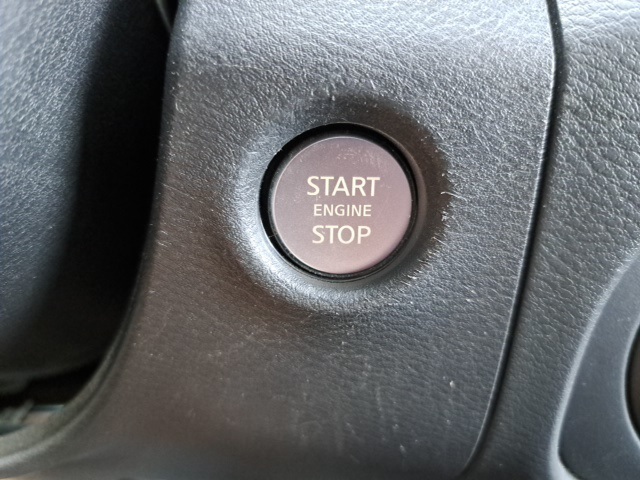 2022 Nissan Frontier SV photo 22