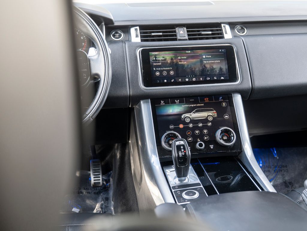 2022 Land Rover Range Rover Sport HSE Silver Edition photo 18
