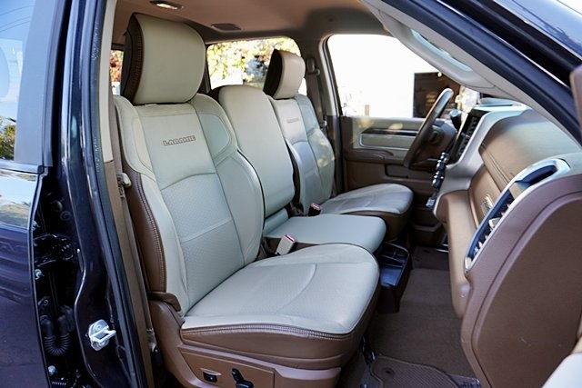 Certified Used 2020 Gray Ram Laramie image 11