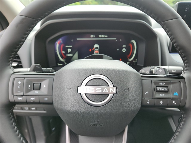 2025 Nissan Rogue SL photo 15