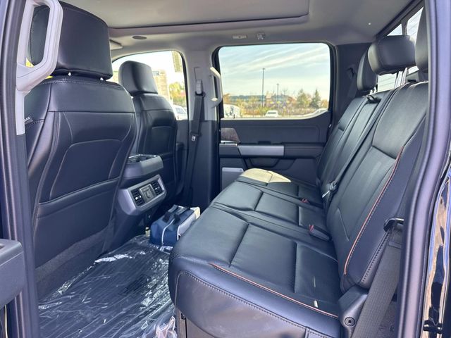 2025 Ford F-350 Lariat photo 4