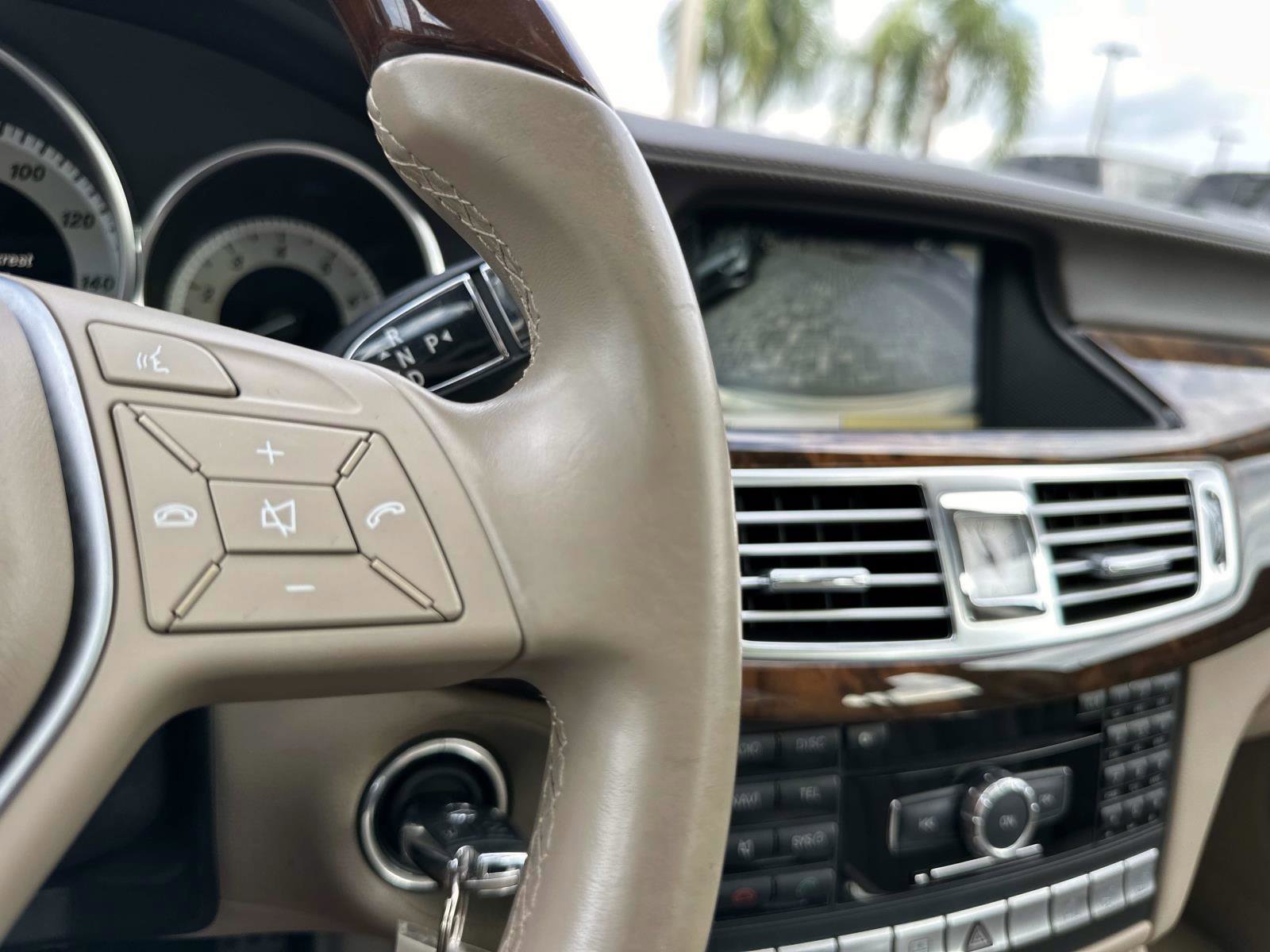 2012 Mercedes Benz CLS 550 photo 30