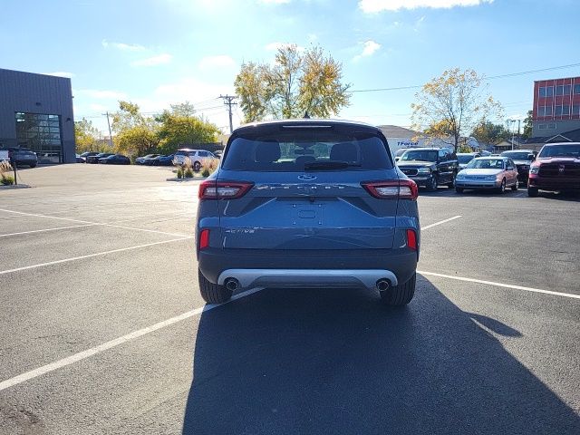 2024 Ford Escape Active photo 2