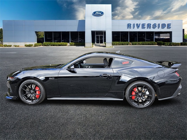 2024 Ford Mustang GT photo 4