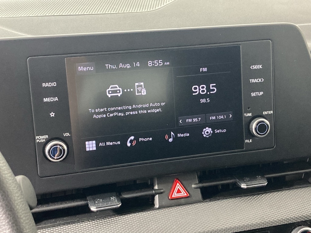 2024 Kia Sportage LX photo 3
