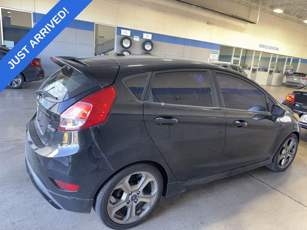 2018 Ford Fiesta ST photo 2