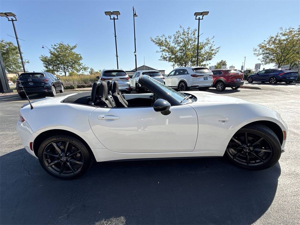 2016 Mazda MX-5 Miata Miata photo 4