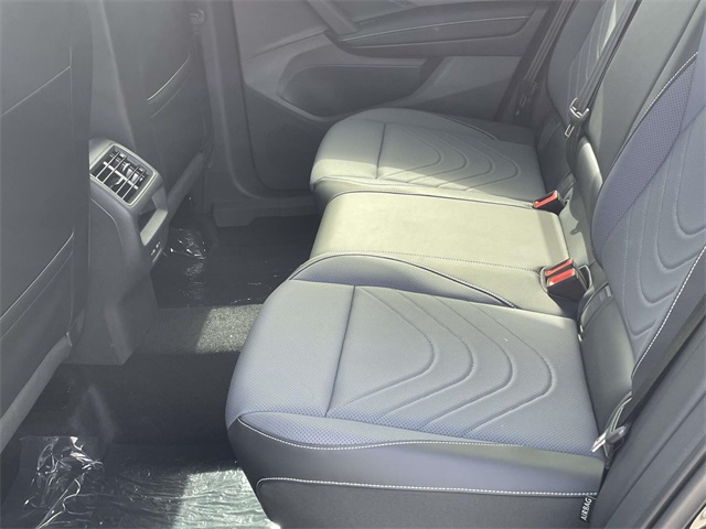 2025 Volkswagen Tiguan SE R-Line Black photo 13