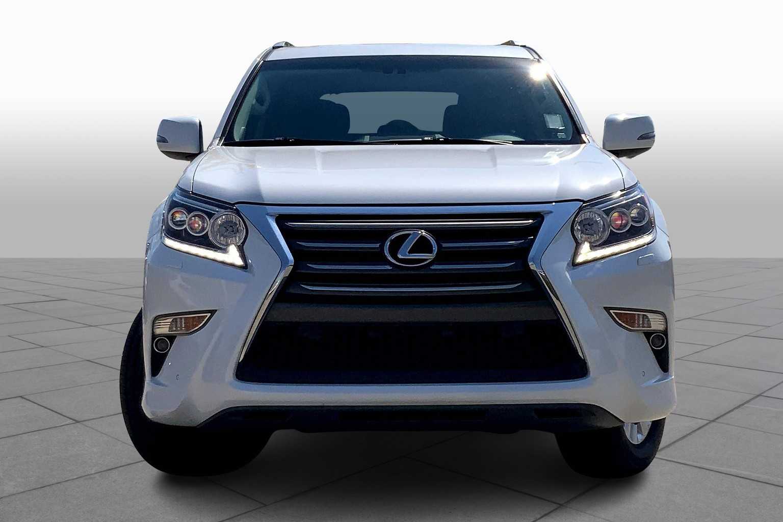 2018 Lexus GX 460 Premium photo 3