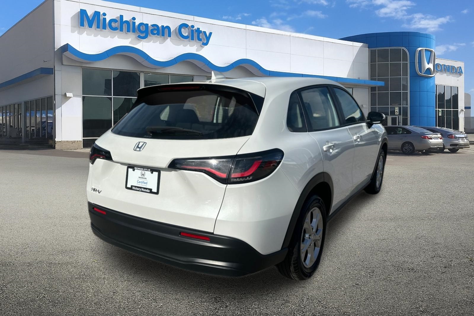 2023 Honda HR-V LX photo 2