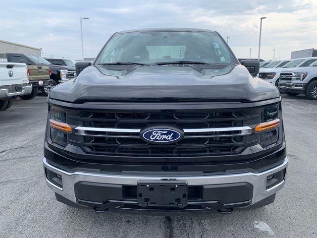 2024 Ford F-150 XLT photo 2