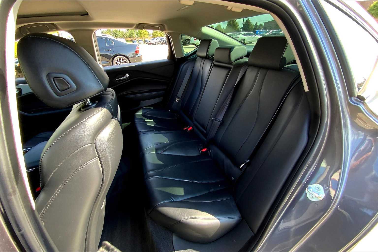 2023 Acura TLX photo 19