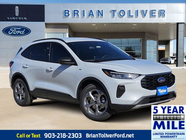 2026 Ford Escape ST-Line's photo