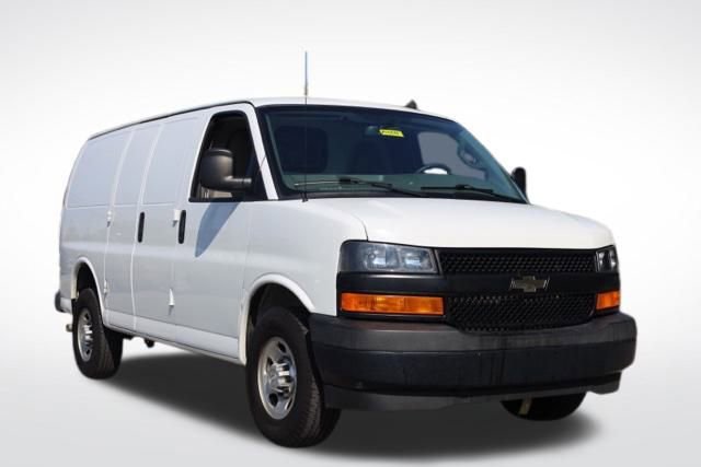 2018 Chevrolet Express Cargo Work Van's photo