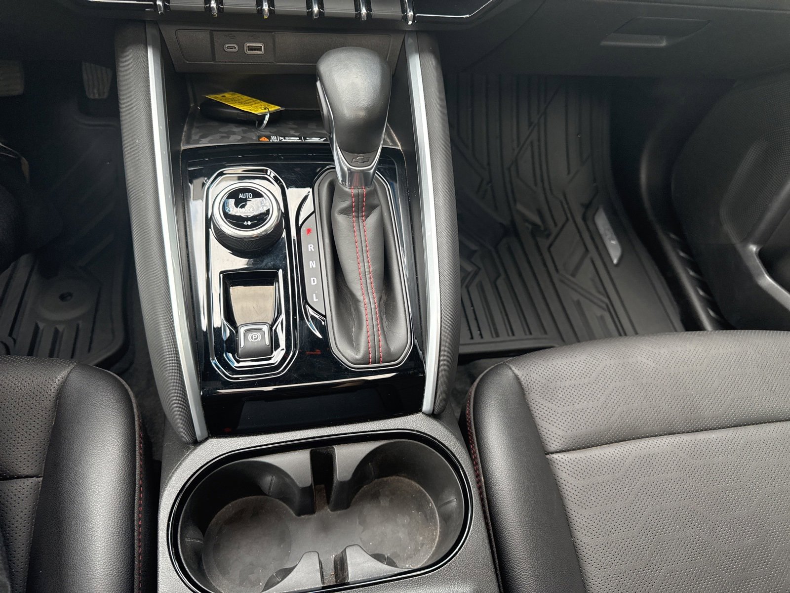 2023 Chevrolet Colorado Z71 photo 25