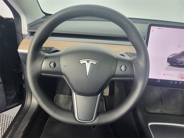 2023 Tesla Model 3 Long Range photo 11