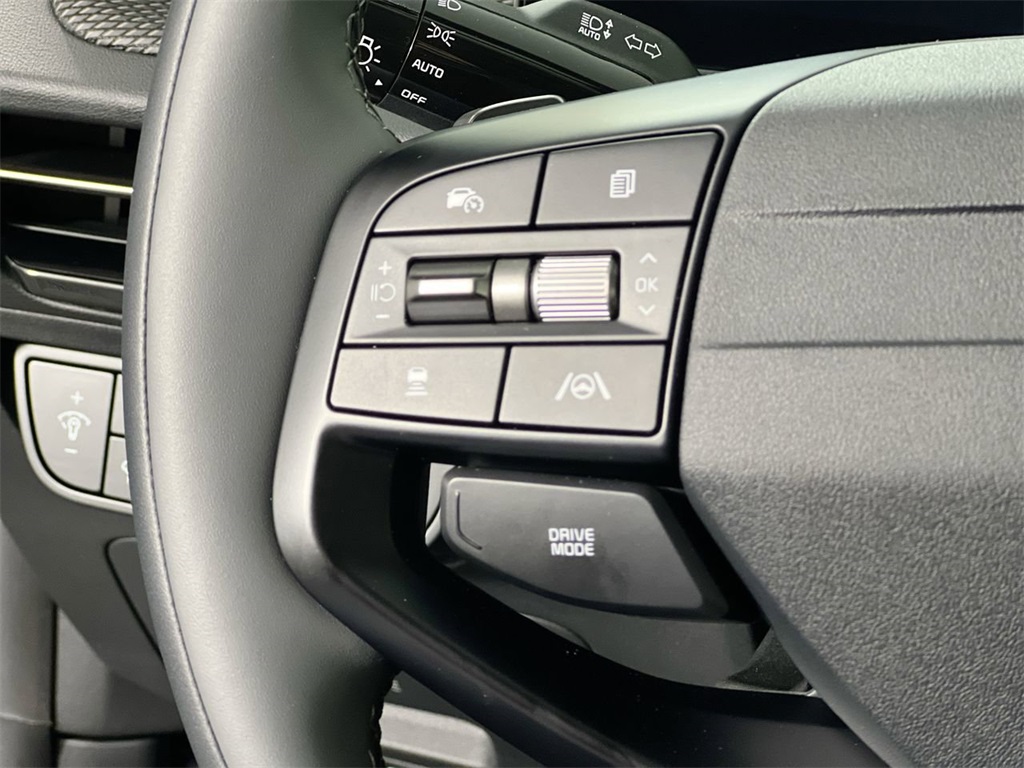 2025 Kia EV6 Wind photo 16