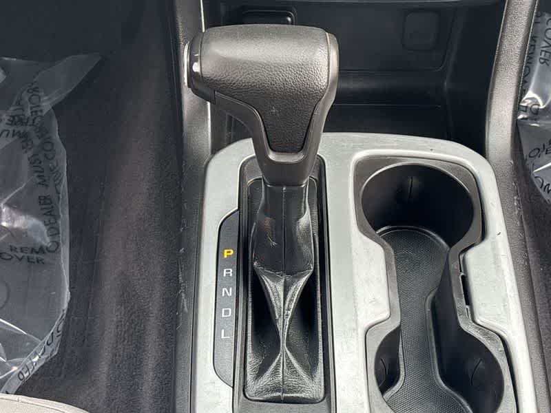 2019 Chevrolet Colorado LT photo 19