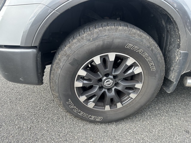 2018 Nissan Titan PRO-4X photo 8