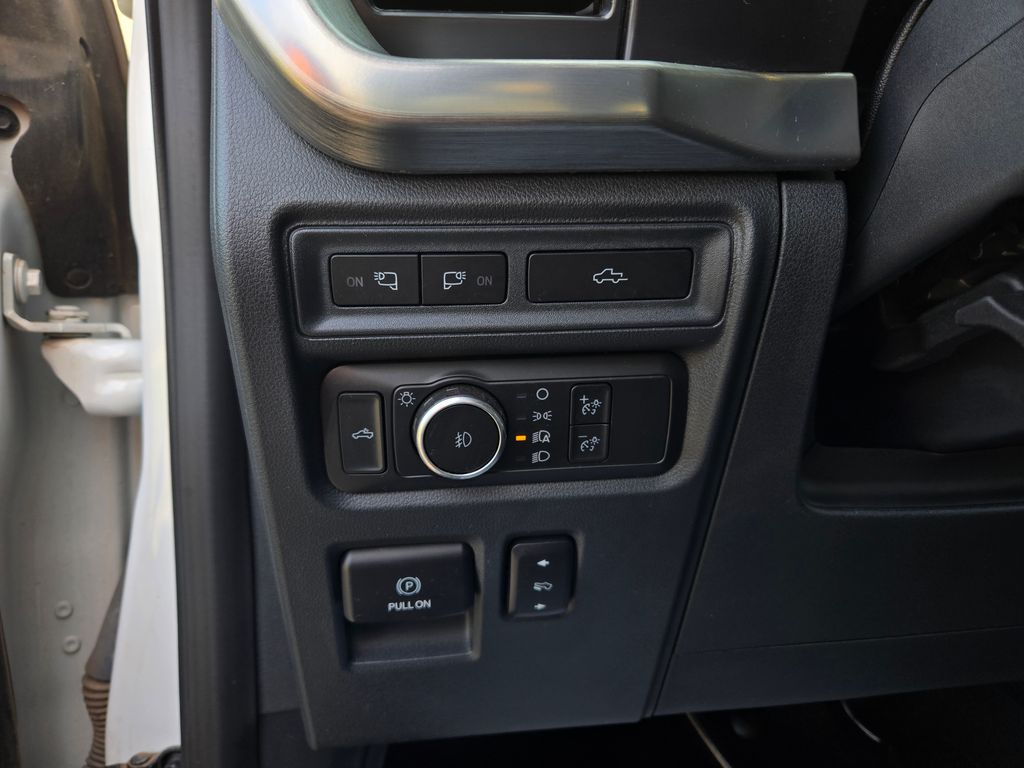 2022 Ford F-150 Lariat photo 11