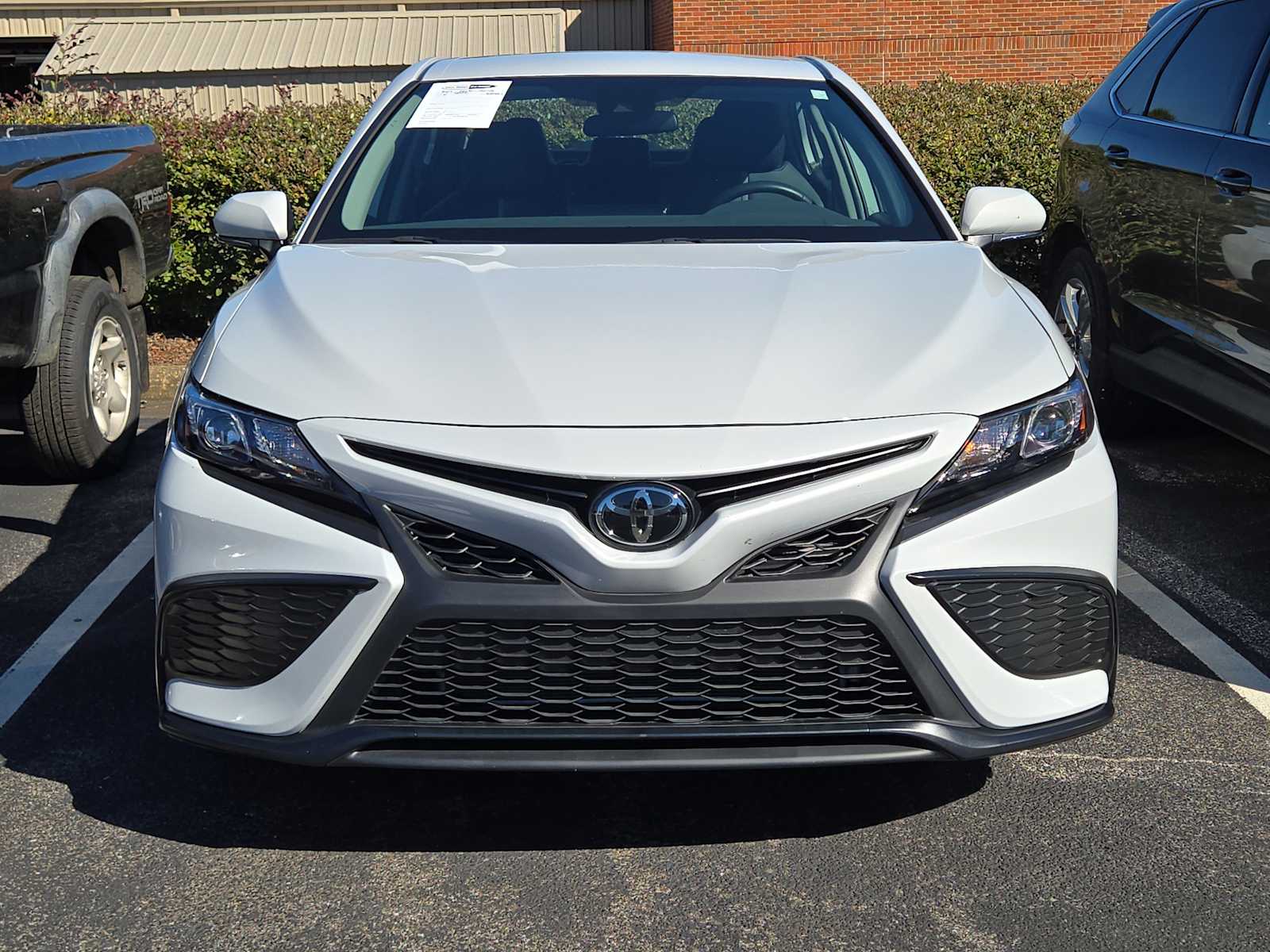 2024 Toyota Camry SE photo 2