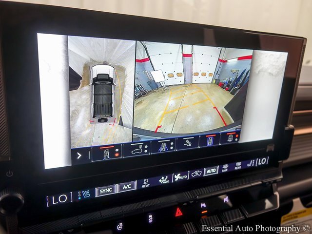 2025 Gmc Hummer EV SUV photo 13