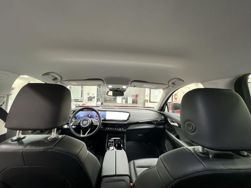 2025 Buick Envision Preferred photo 18
