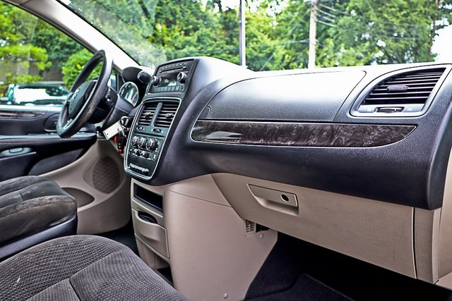 2016 Dodge Grand Caravan SE photo 27