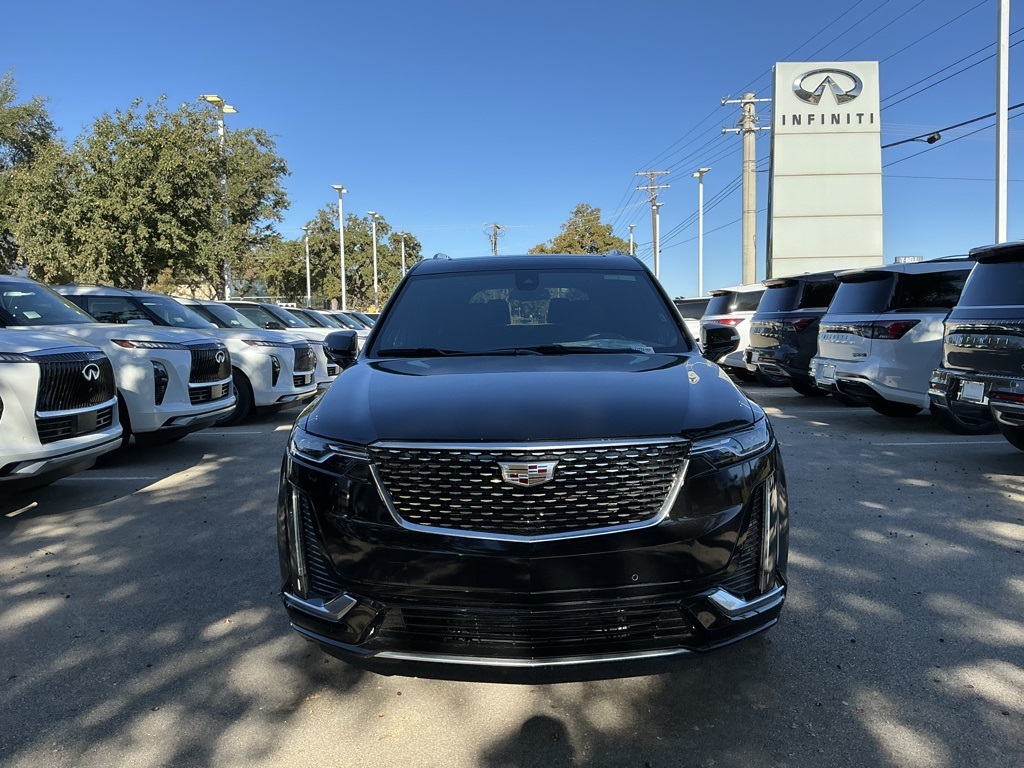 2025 Cadillac XT6 Premium Luxury photo 2
