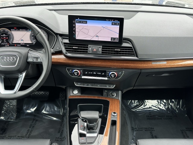 2022 Audi Q5 55 Premium Plus S line photo 3