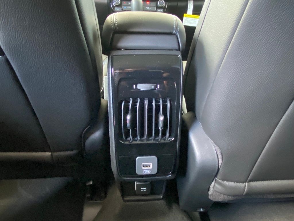 2022 Jeep Compass Latitude photo 26