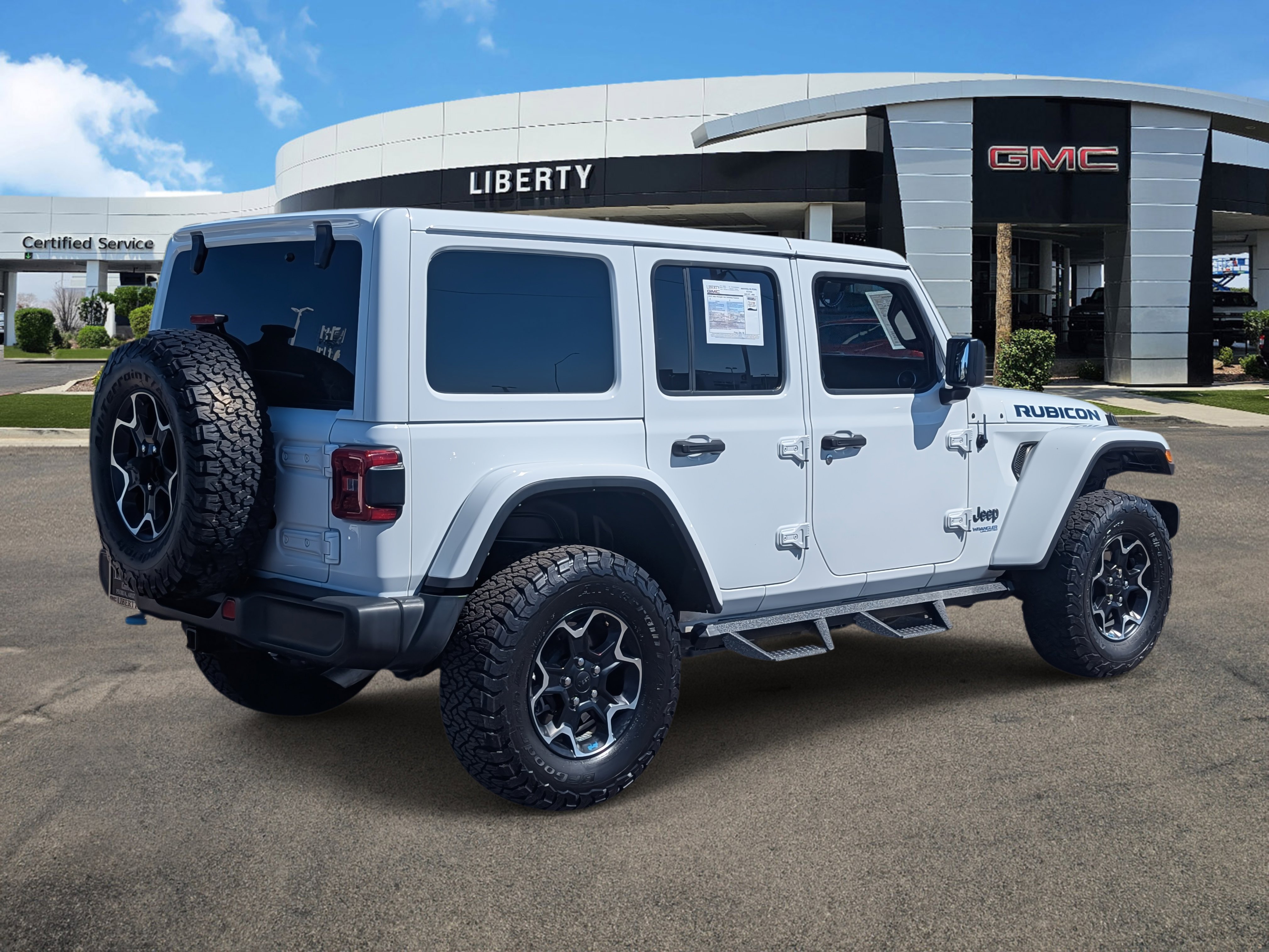 2022 Jeep Wrangler 4xe Unlimited Rubicon photo 3
