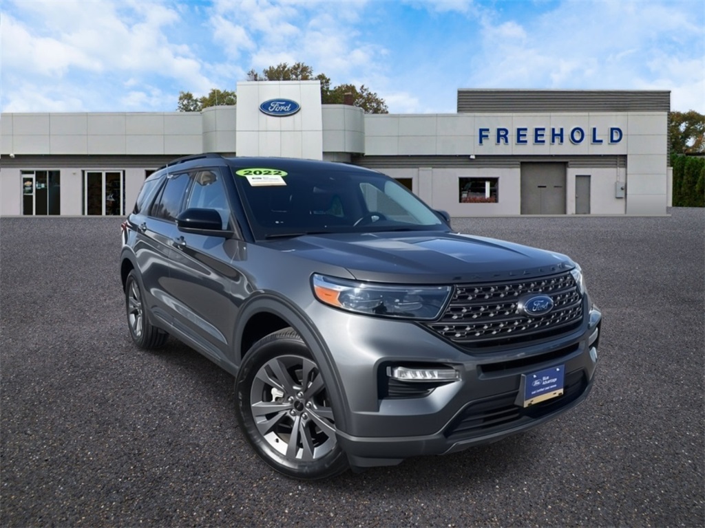 2022 Ford Explorer XLT