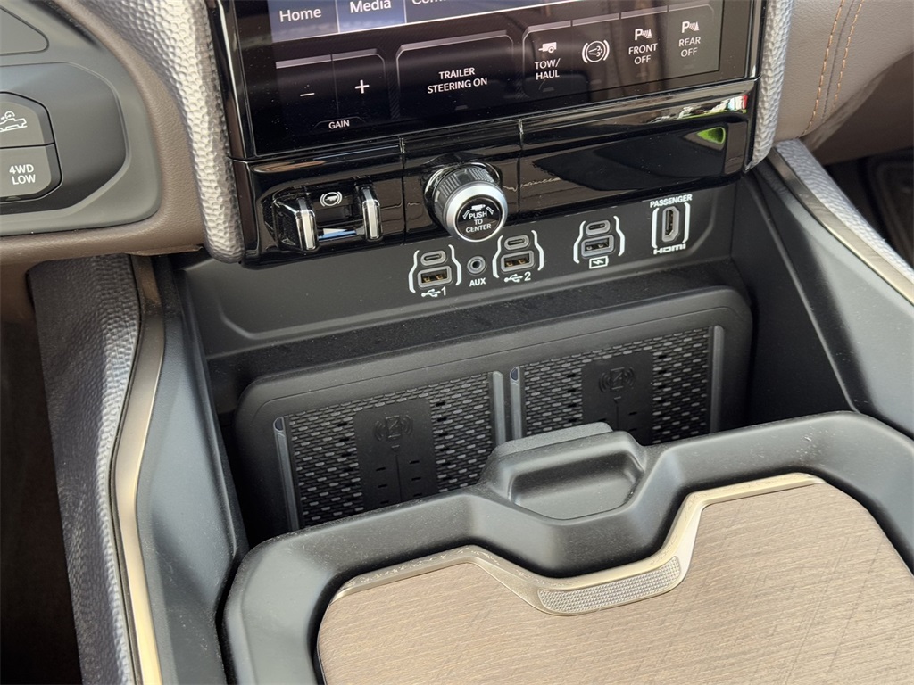 2025 Ram 2500 Limited Longhorn photo 29