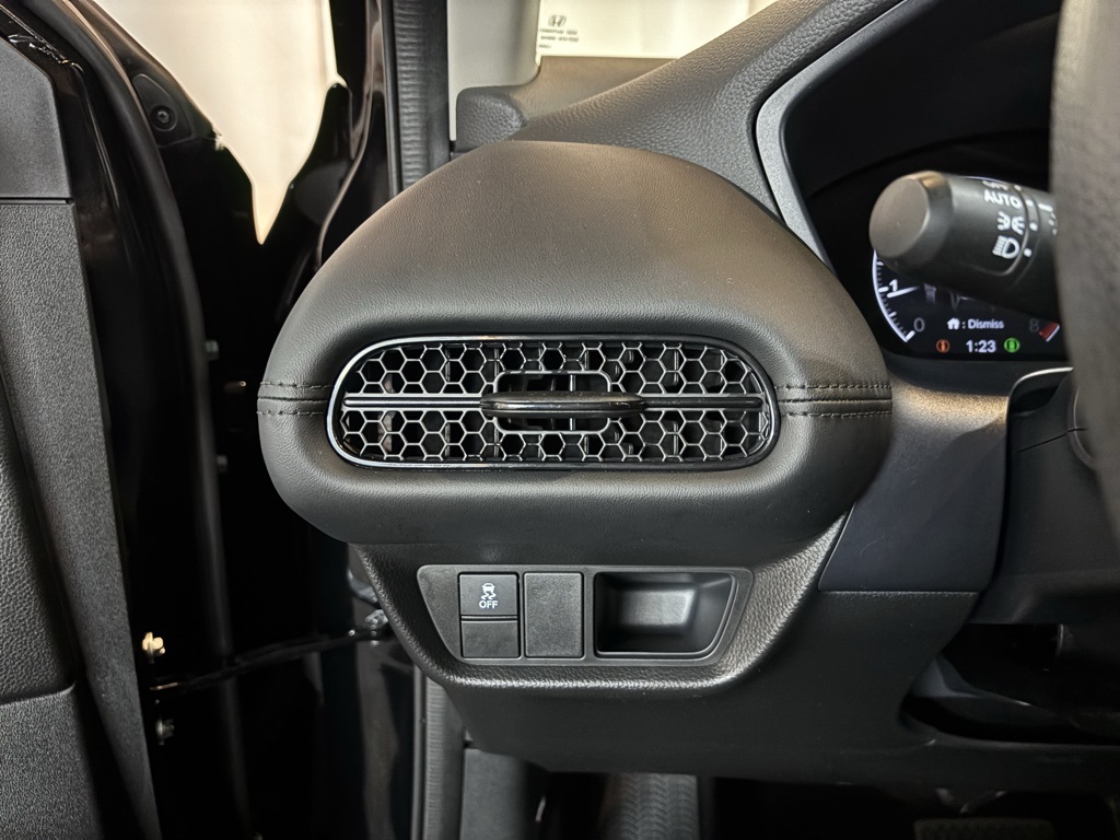 2023 Honda HR-V LX photo 13