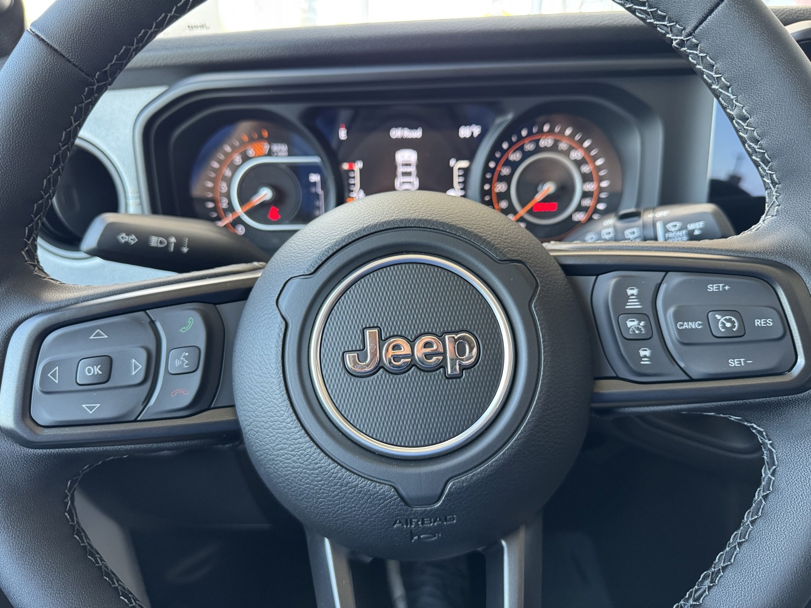 2025 Jeep Wrangler Sport S photo 18