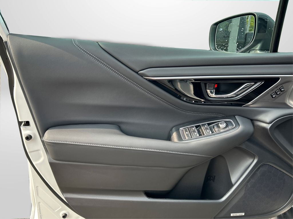 2025 Subaru Outback Limited photo 20