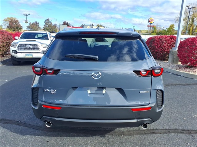 2025 Mazda CX-50 Premium photo 4