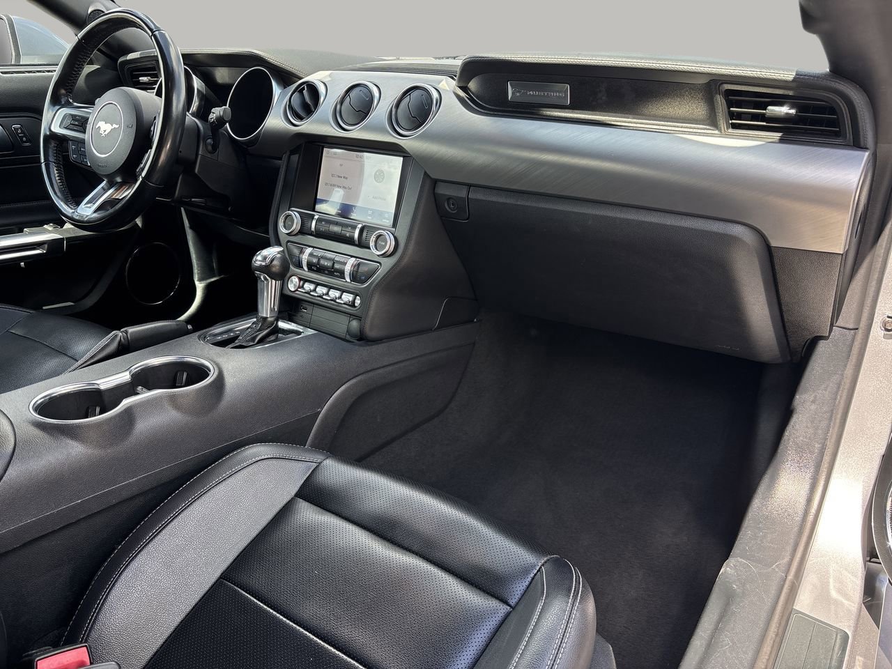 2023 Ford Mustang EcoBoost Premium photo 11