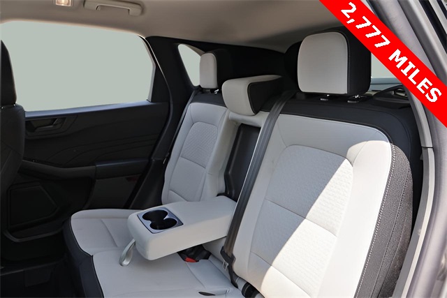 2025 Ford Escape Active photo 2