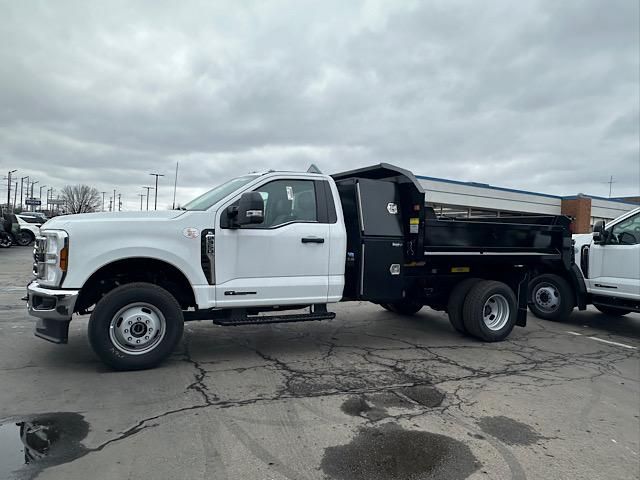 2024 Ford F-350 XL photo 3