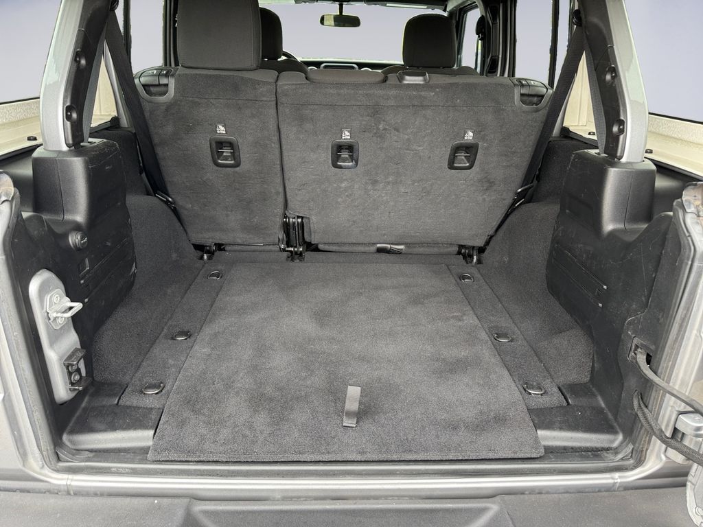 2020 Jeep Wrangler Unlimited Sport S photo 18