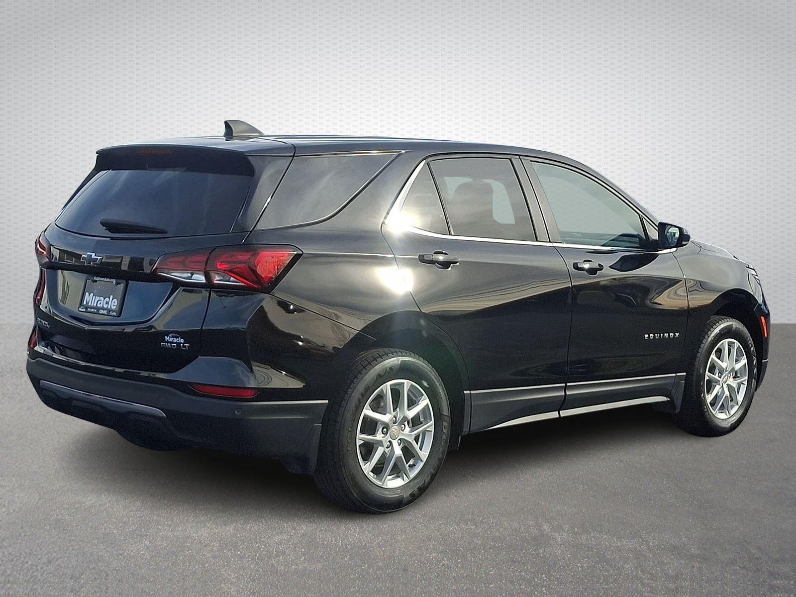 2024 Chevrolet Equinox LT photo 4