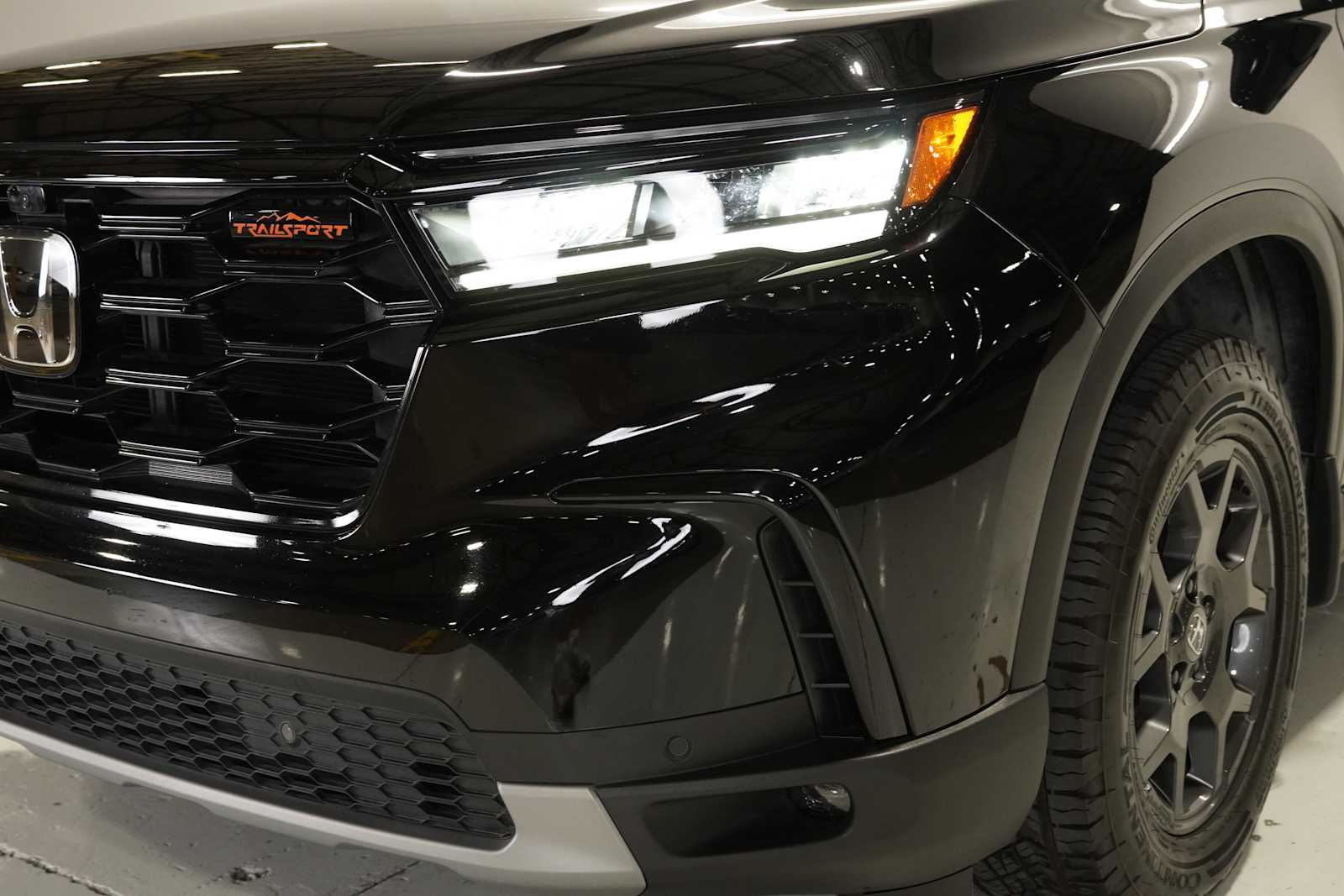 2024 Honda Pilot TrailSport photo 7