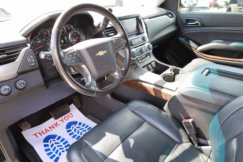 2020 Chevrolet Suburban LT photo 12