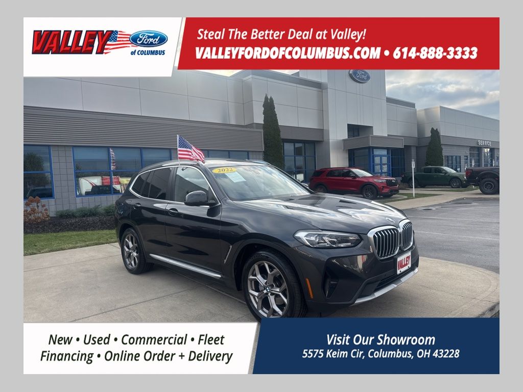 2022 BMW X3 30i's photo