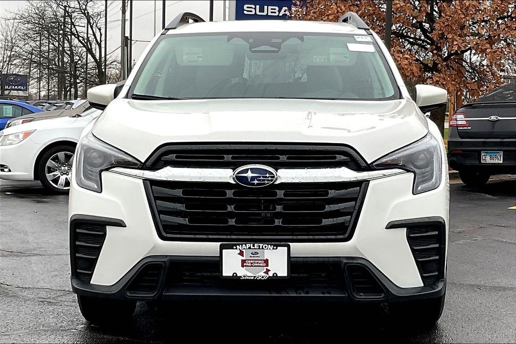 2024 Subaru Ascent Premium photo 2
