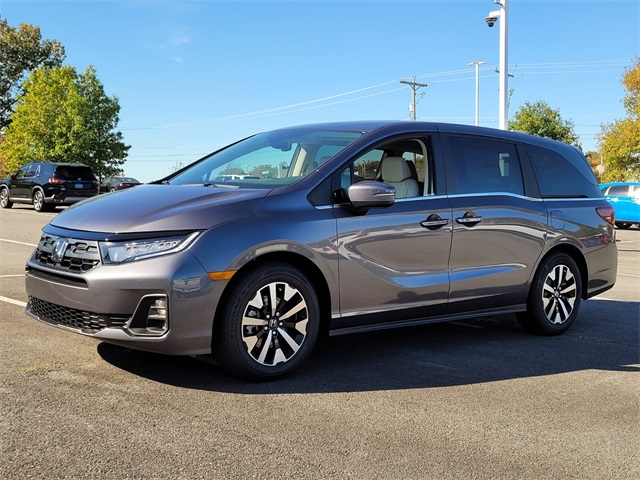 2026 Honda Odyssey EX-L photo 3